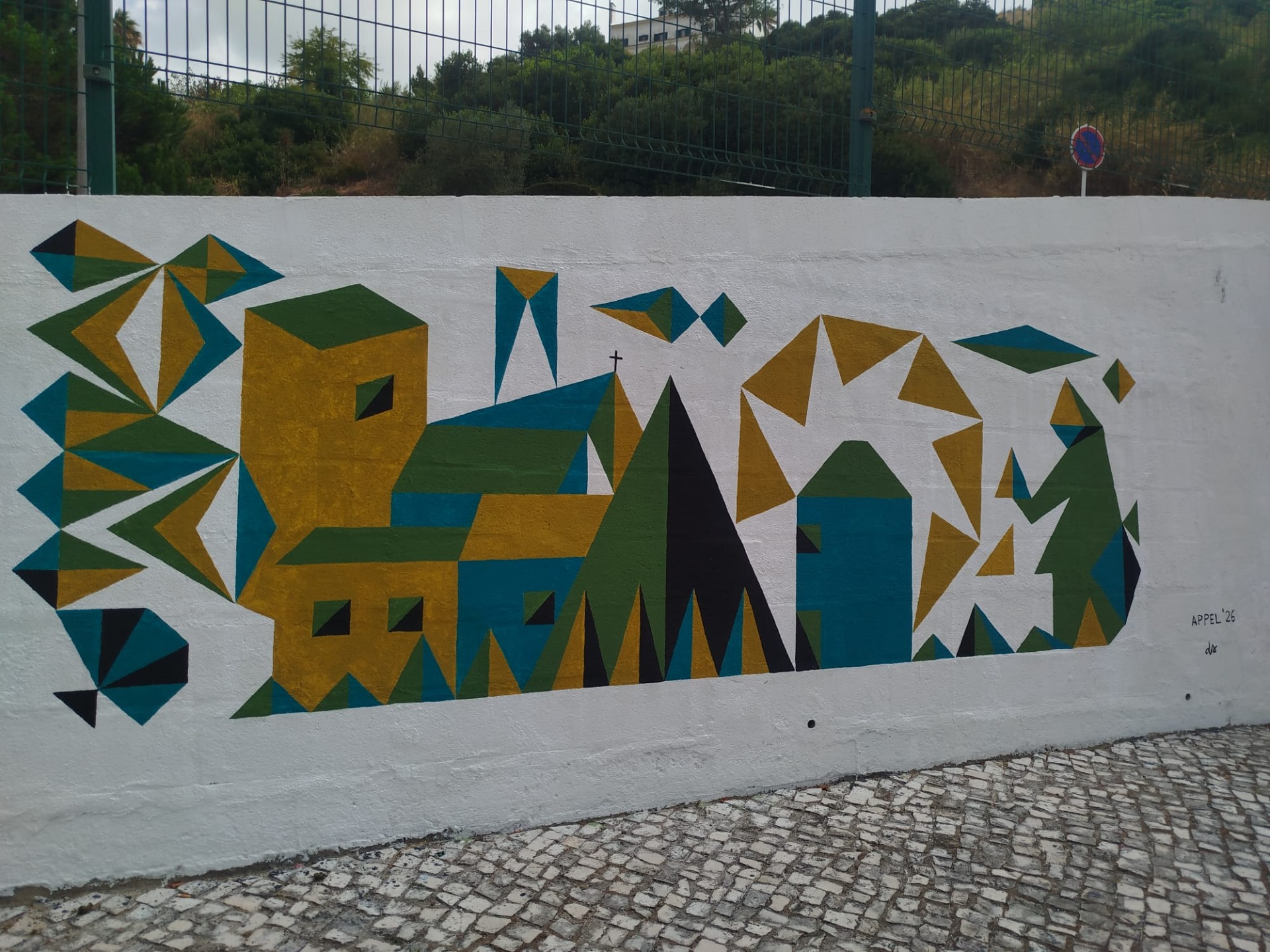 A geometria da memória e do encontro (2026) direção artística e desenho de Daniela Silva